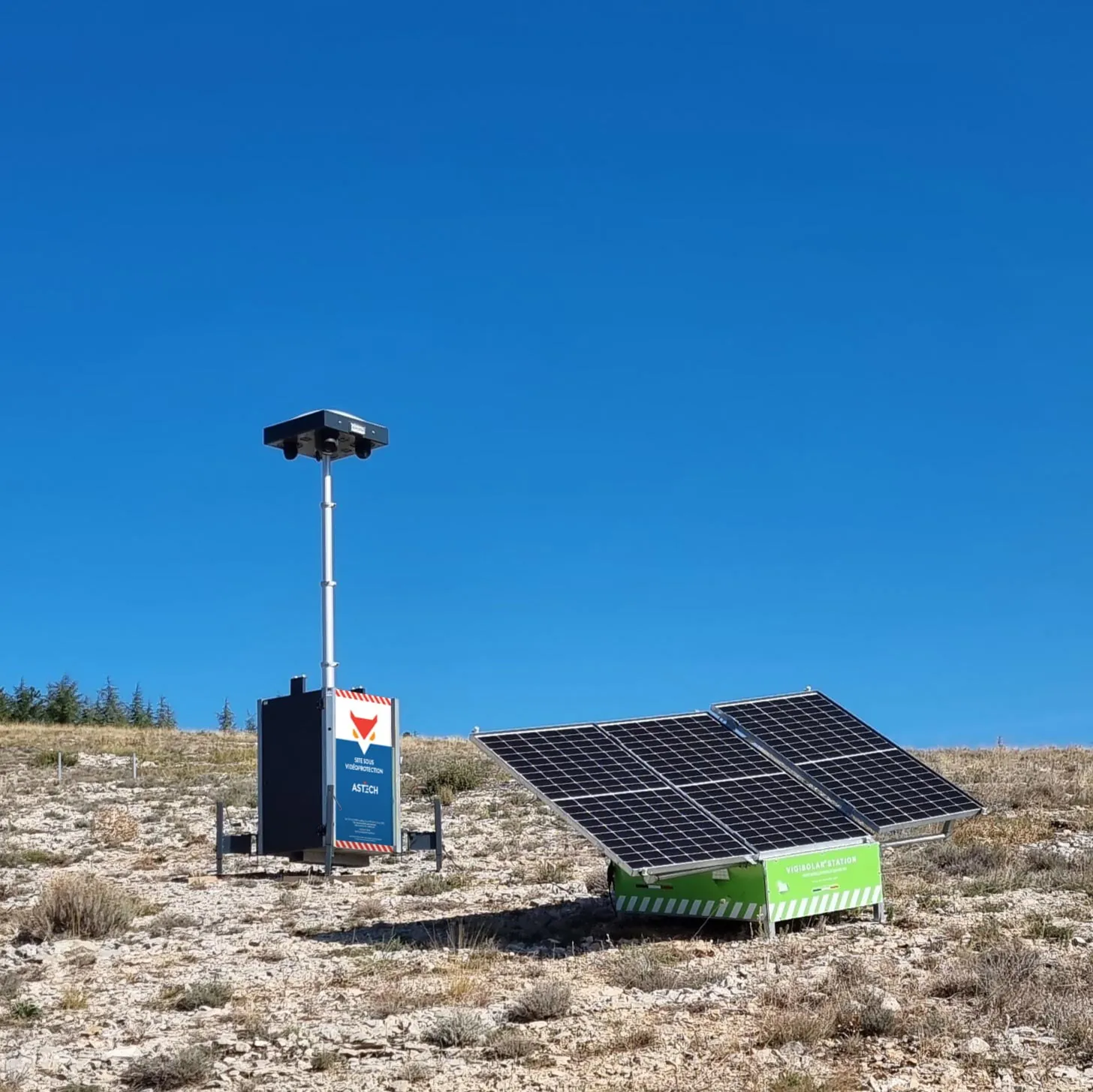 Solaranhänger Vigisolar Station