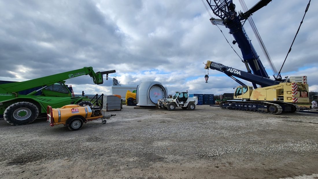 Site compound and machinery at the end of the day